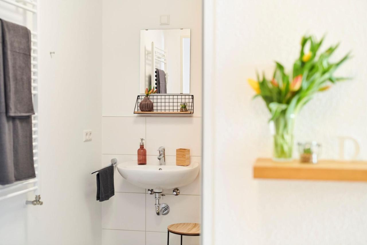 Neu☆Business Apartment☆Messe/Airport☆Tiefgarage Leinfelden-Echterdingen Exteriör bild