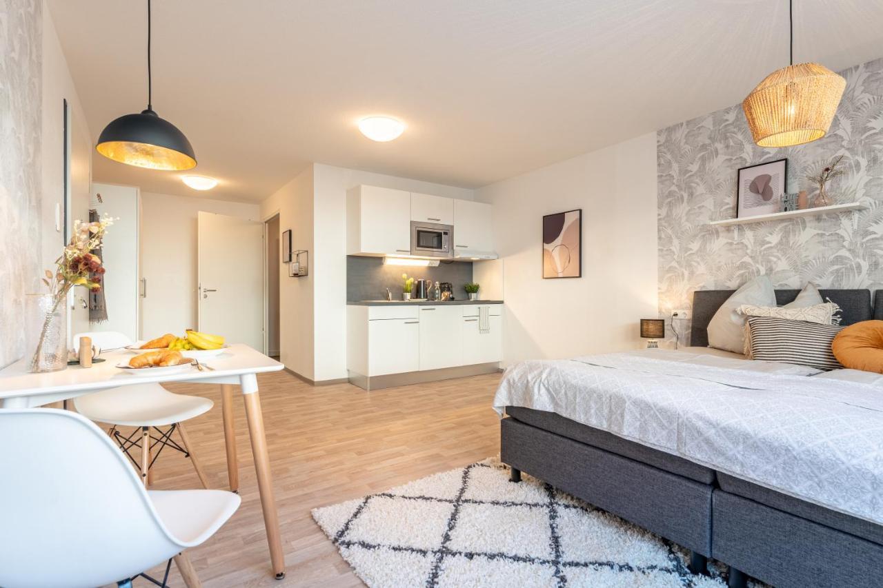 Neu☆Business Apartment☆Messe/Airport☆Tiefgarage Leinfelden-Echterdingen Exteriör bild
